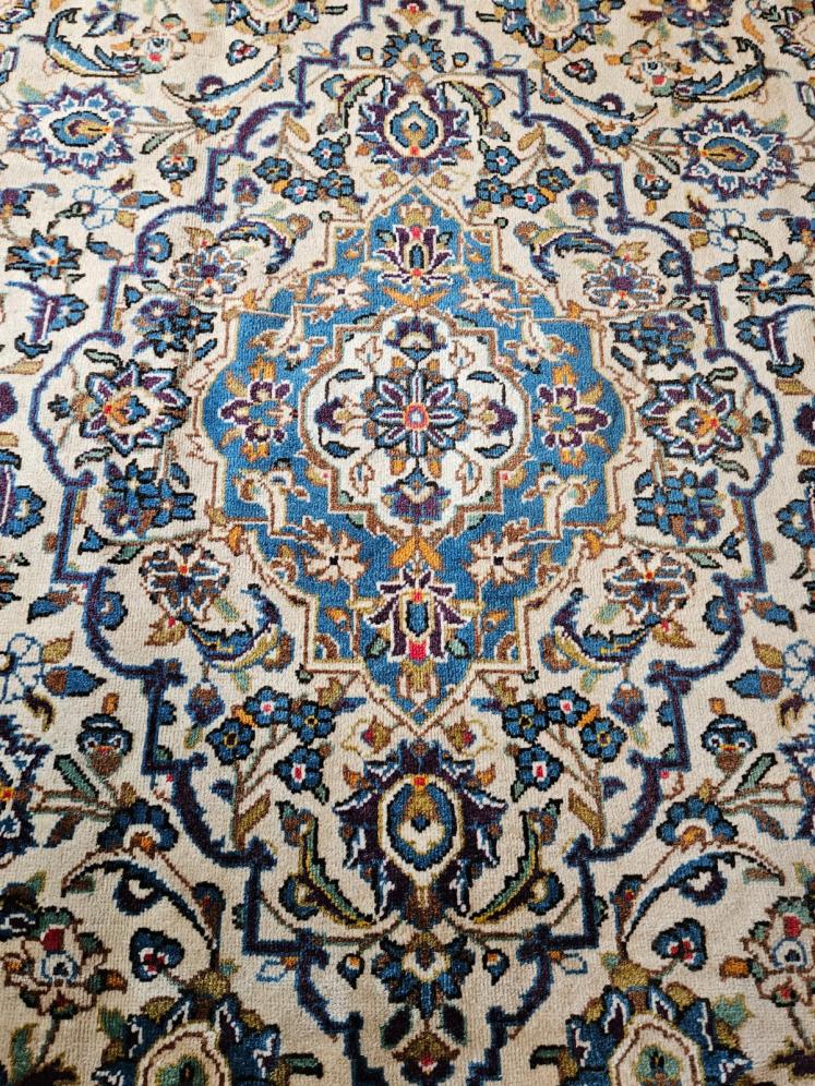 Superb Persian Kashan Pure Wool Rug - Image 2