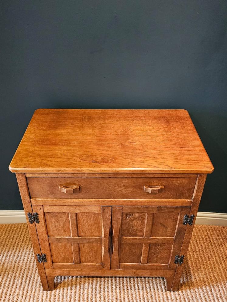 Robert 'Kingpost' Ingham Arts & Crafts Side Cabinet - Image 4