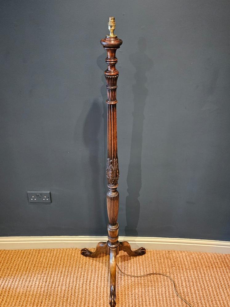 Edwardian Mahogany Lamp Standard - Image 5