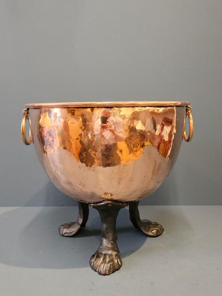 Late Victorian Copper Coal Vase - Image 4