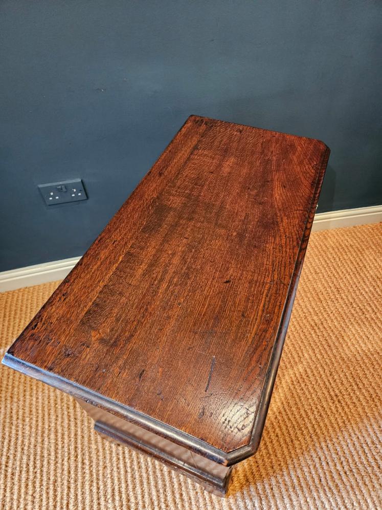 Small George III Oak Chest of Drawers - Image 5
