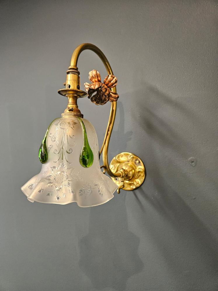 Pair of Art Nouveau Brass and Copper Wall Lights and Shades - Image 8