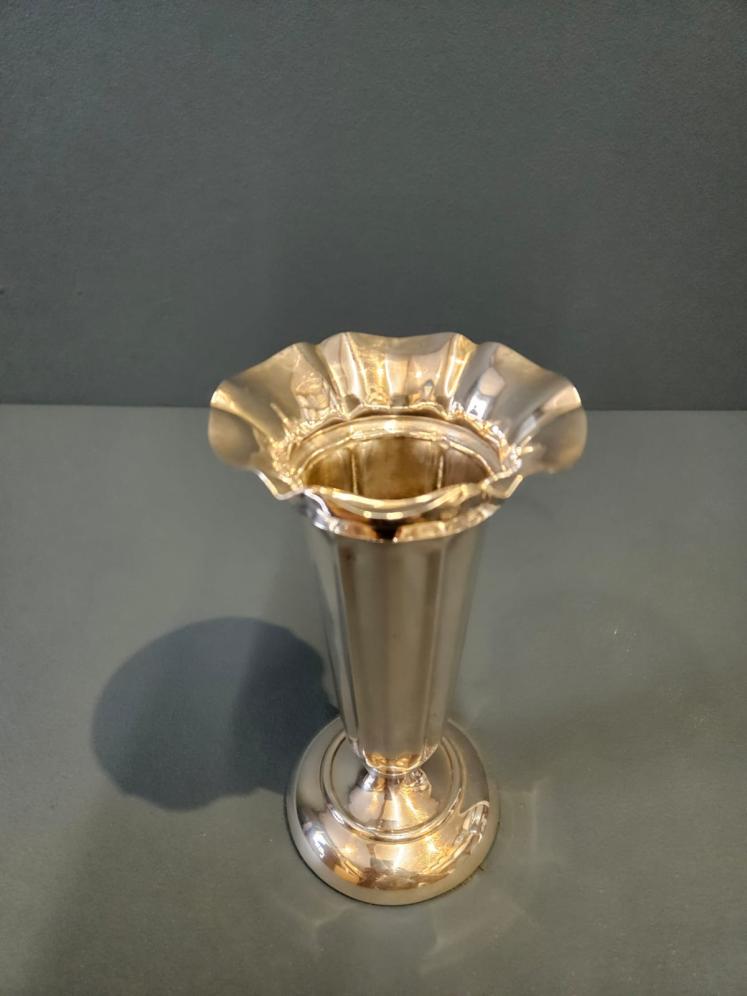 Pair of Silver Trumpet Vases - Image 2