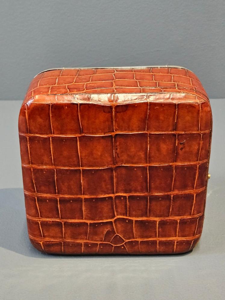 Superb Silver and Crocodile Skin Clock - Image 7
