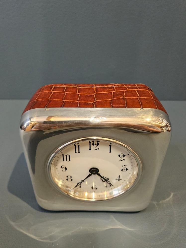 Superb Silver and Crocodile Skin Clock - Image 2