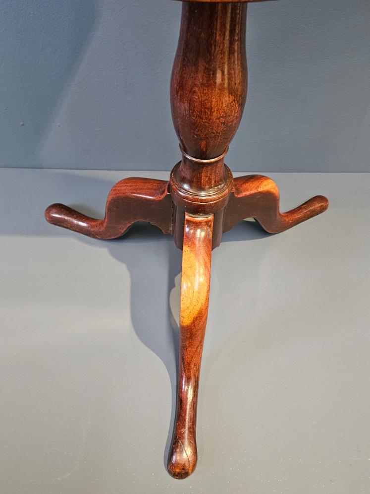 George II Snap Top Tripod Table - Image 6