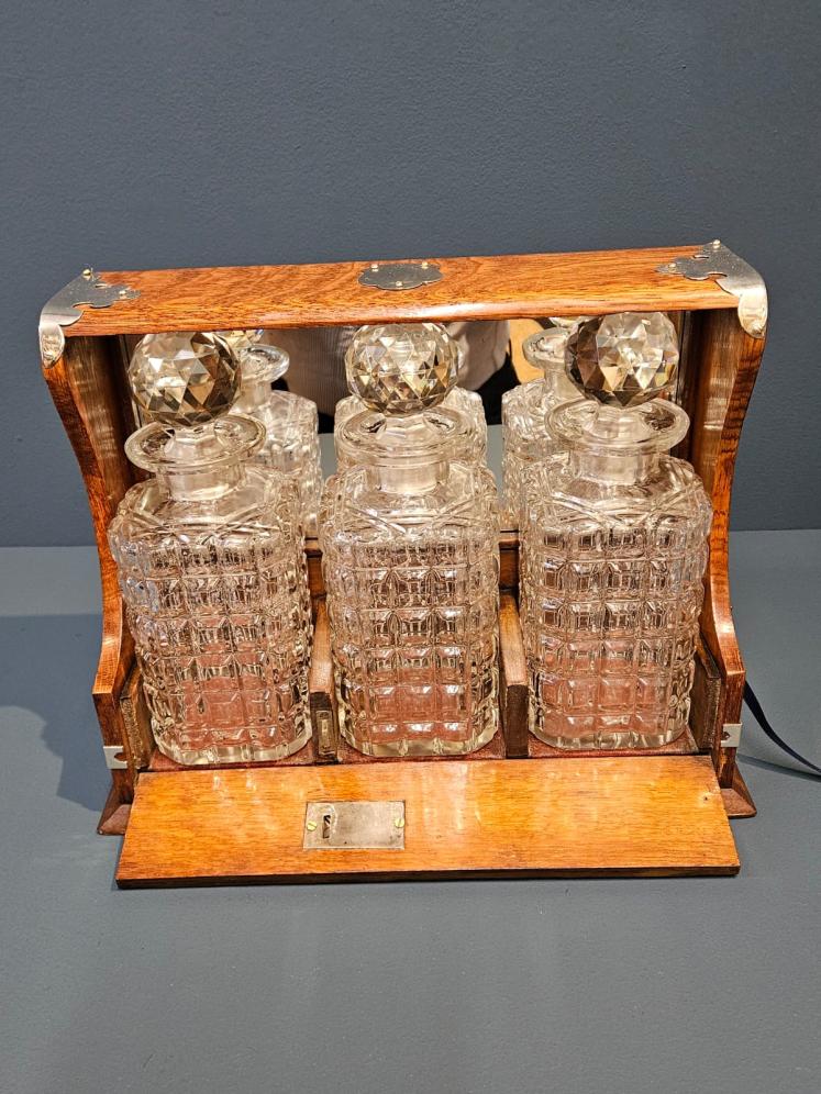 Victorian Oak and Silver Plated Three Bottle Tantalus  - Image 6