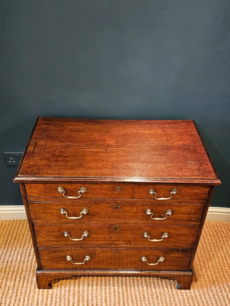 Small Proportioned George III Oak Chest of Drawers I  - Image 2