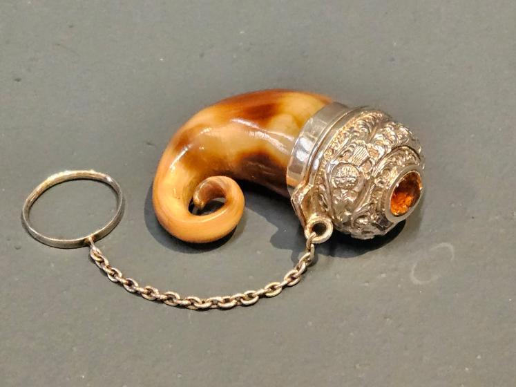 Superb Silver and Horn Vinaigrette Inset with Topaz - Image 4
