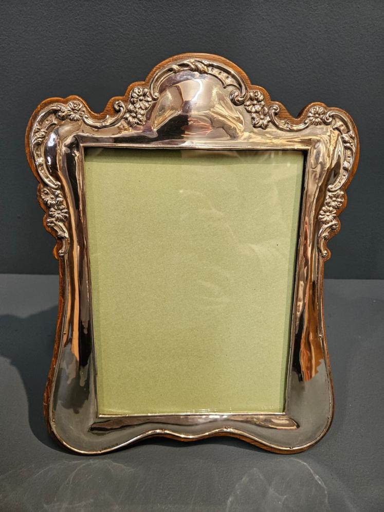 Edwardian Silver Portrait Sized Photo Frame - Image 3