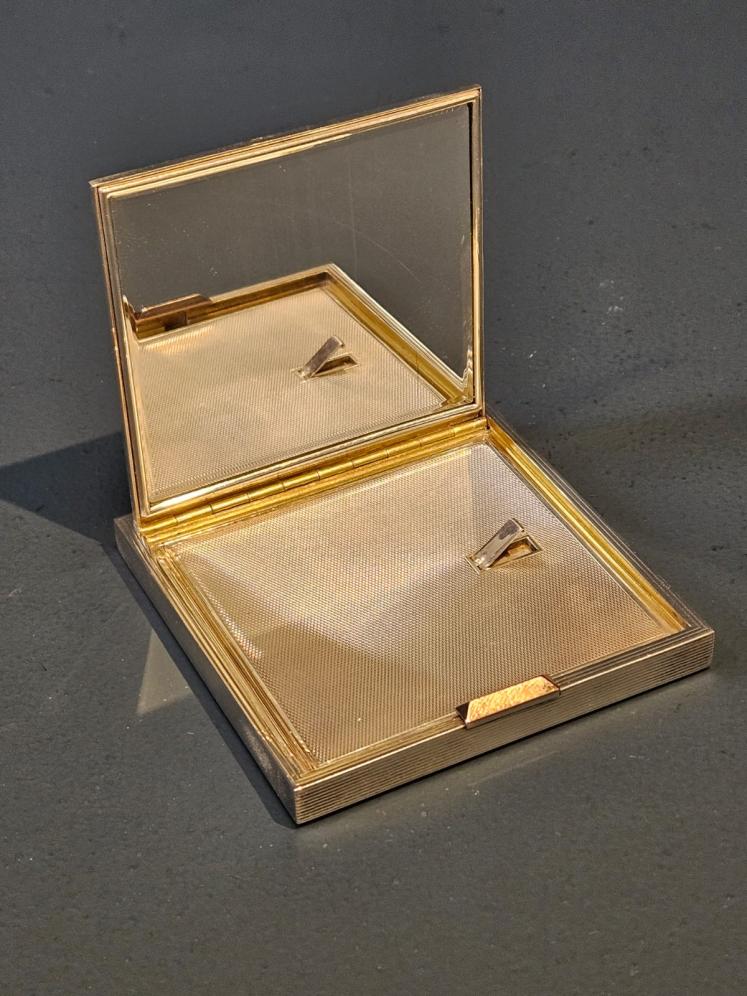Superb Dunhill Cast Silver Compact - Image 9