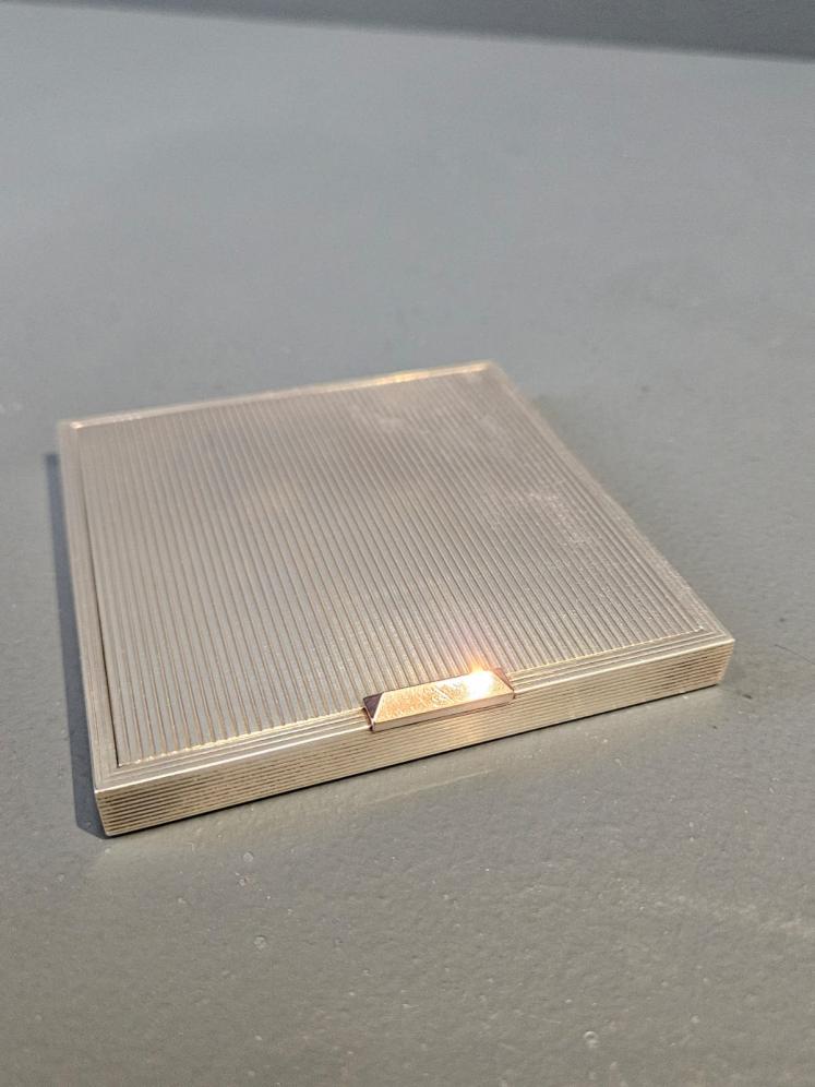 Superb Dunhill Cast Silver Compact - Image 4