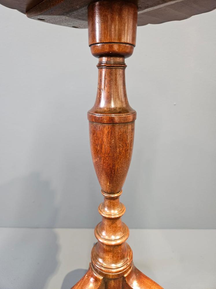 Victorian Mahogany Wine Table - Image 7