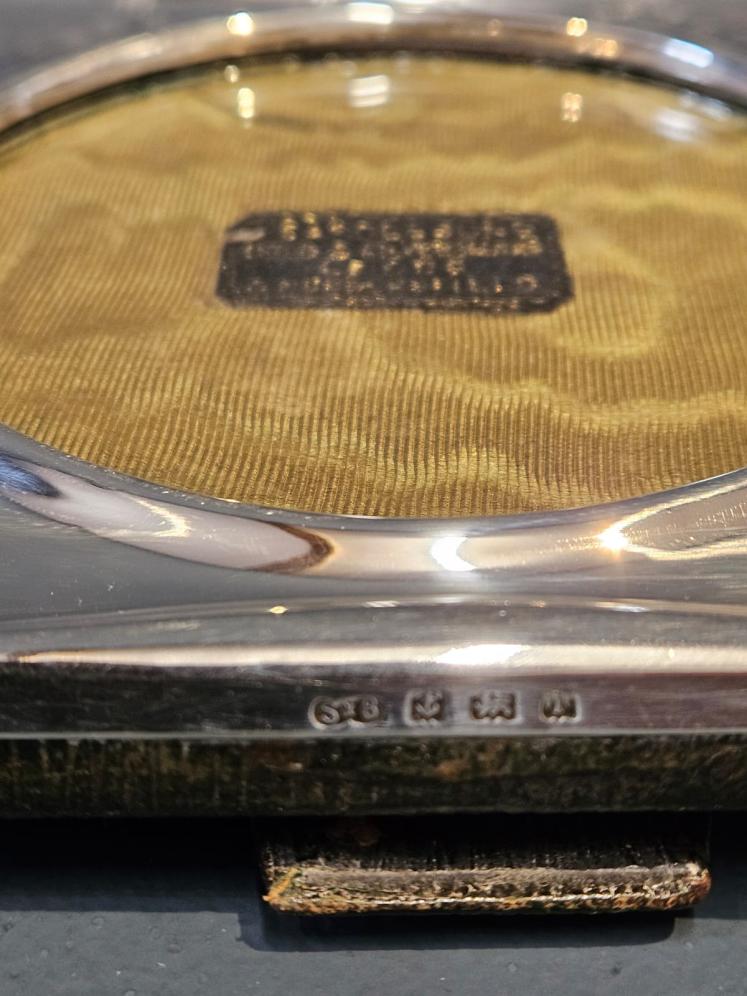 Edwardian Engraved Silver Photo Frame  - Image 3