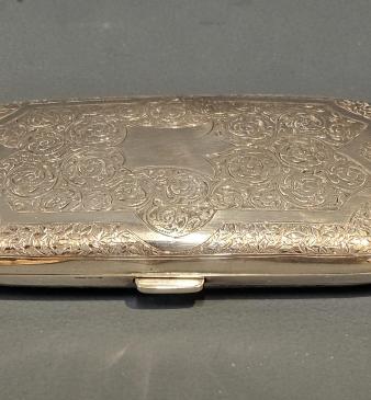Heavy Quality Victorian Engraved Silver Cigar Case  - Image