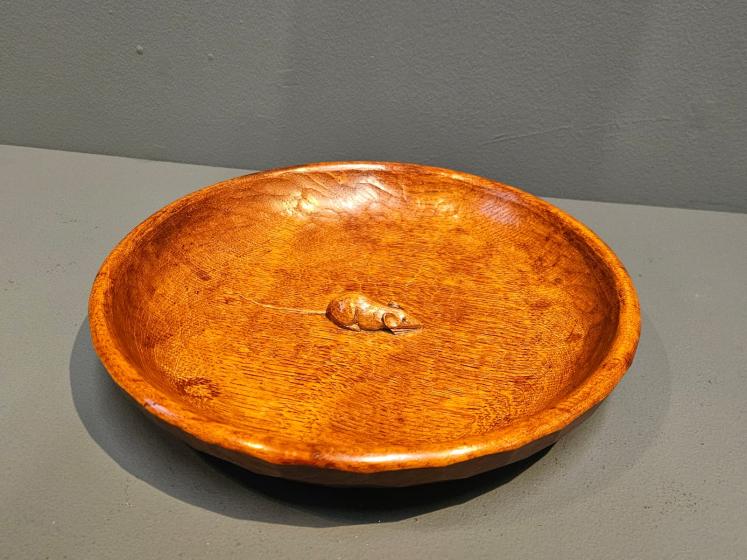Superb Thompson's of Kilburn Mouseman Adzed Oak Bowl  - Image 6