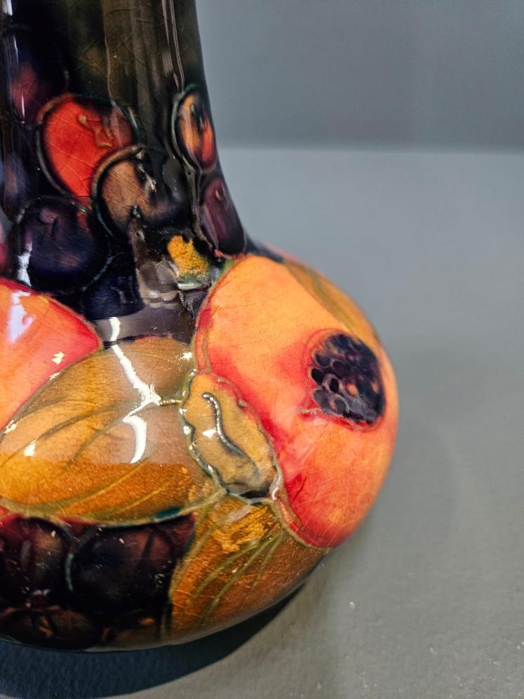 Superb Moorcroft Pomegranate Narrow Neck Vase  - Image 5