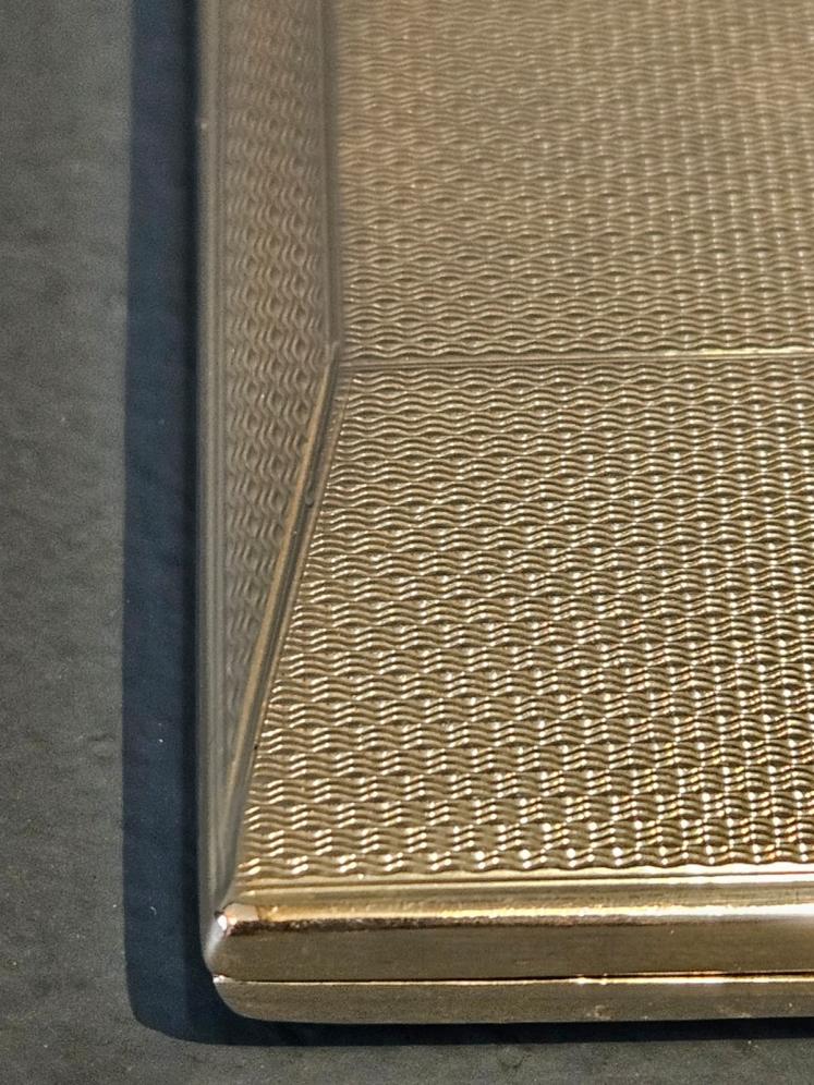 Immaculate George V Engine Turned Silver Cheroot Case - Image 4