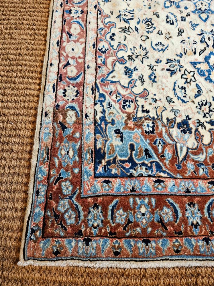 Fine Quality Persian Wool and Silk Rug - Image 6