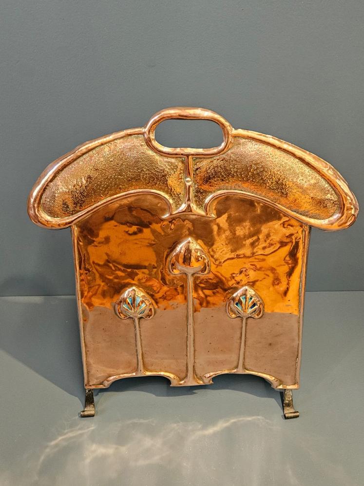 Outstanding Glasgow School Art Nouveau Fire Screen with Porcelain Inserts - Image 6
