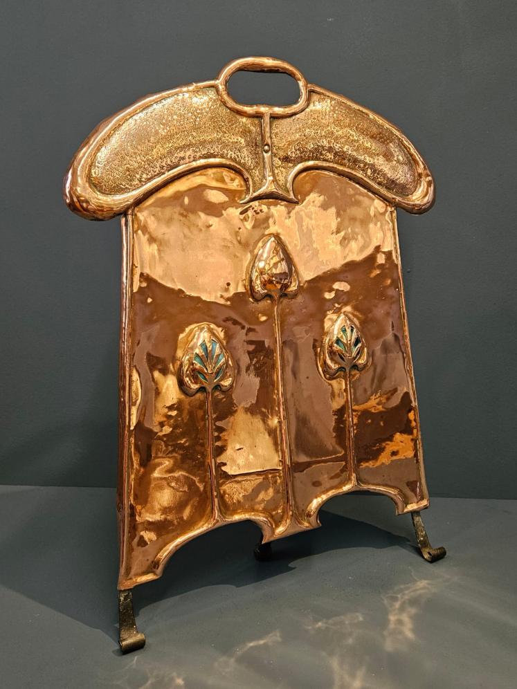 Outstanding Glasgow School Art Nouveau Fire Screen with Porcelain Inserts - Image 1