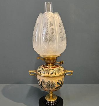 Victorian Doulton Lambethware Oil Lamp and Shade  - Image