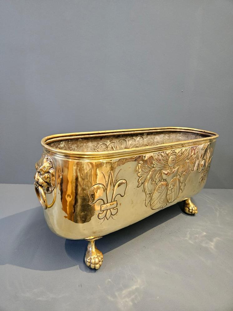 Large Victorian Oblong Brass Planter  - Image 7