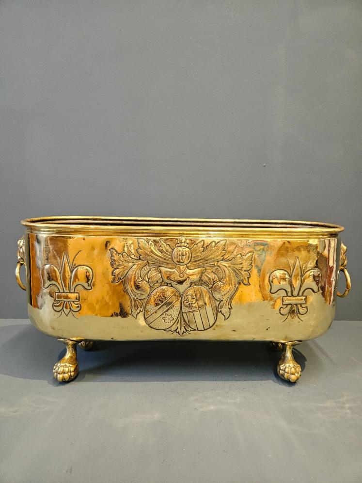 Large Victorian Oblong Brass Planter  - Image 6