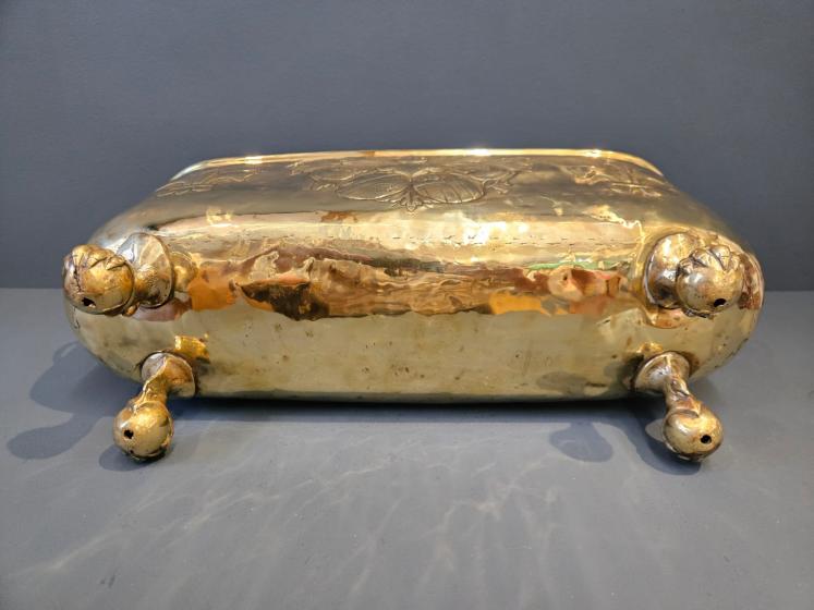 Large Victorian Oblong Brass Planter  - Image 4
