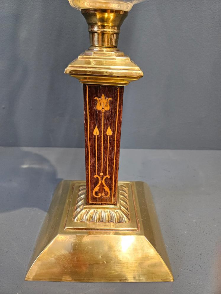 Late Victorian Art Nouveau Inlaid Column Oil Lamp - Image 4