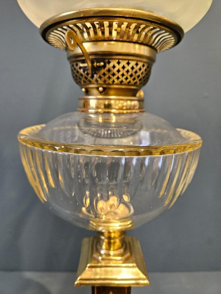 Late Victorian Art Nouveau Inlaid Column Oil Lamp - Image 3