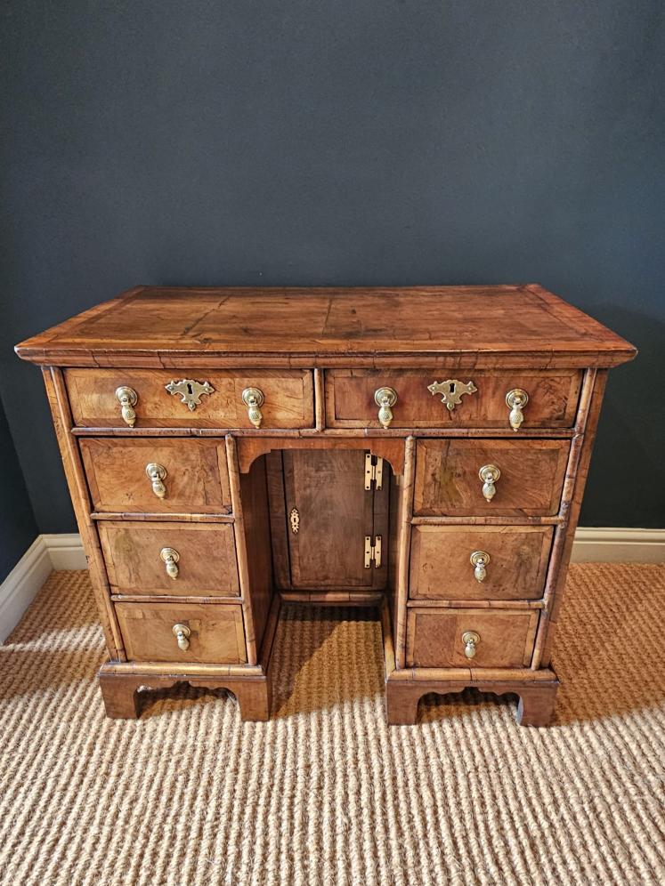 George I Walnut Kneehole Desk  - Image 1