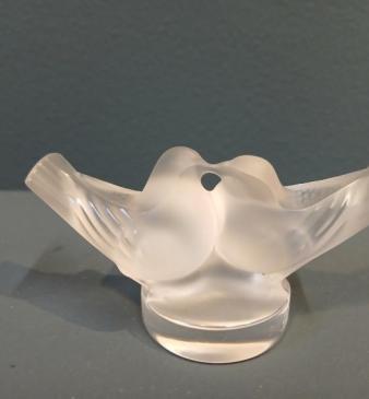 Lalique Kissing Doves Paperweight