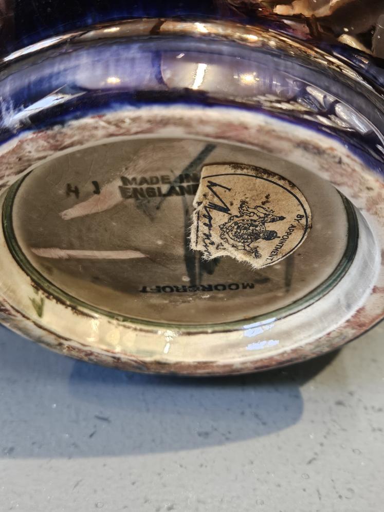 Moorcroft Clematis Flambe Vase - Image 7