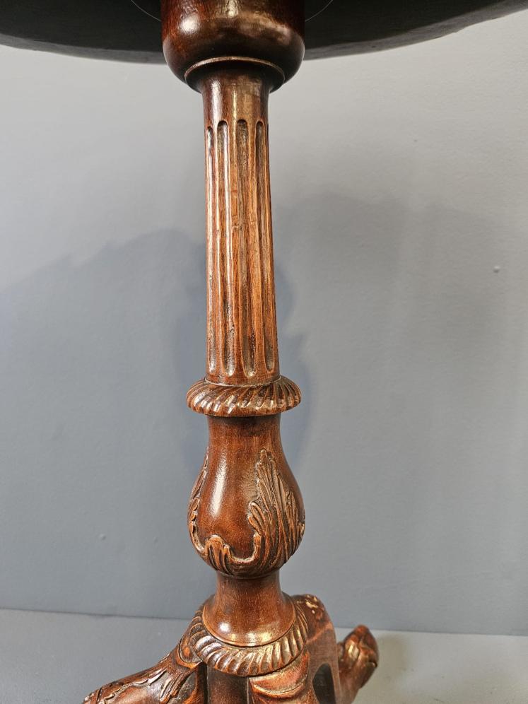 Edwardian Mahogany Oval Pie Crust Edge Occasional Table - Image 4