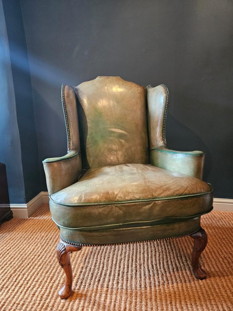 George III Walnut Cabriole Leg Leather Wing Back Arm Chair - Image 1