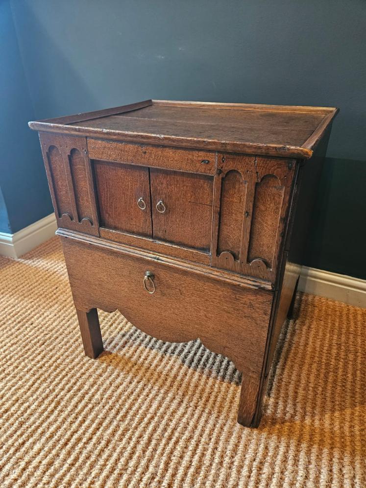George III Oak Night Stand - Image 1