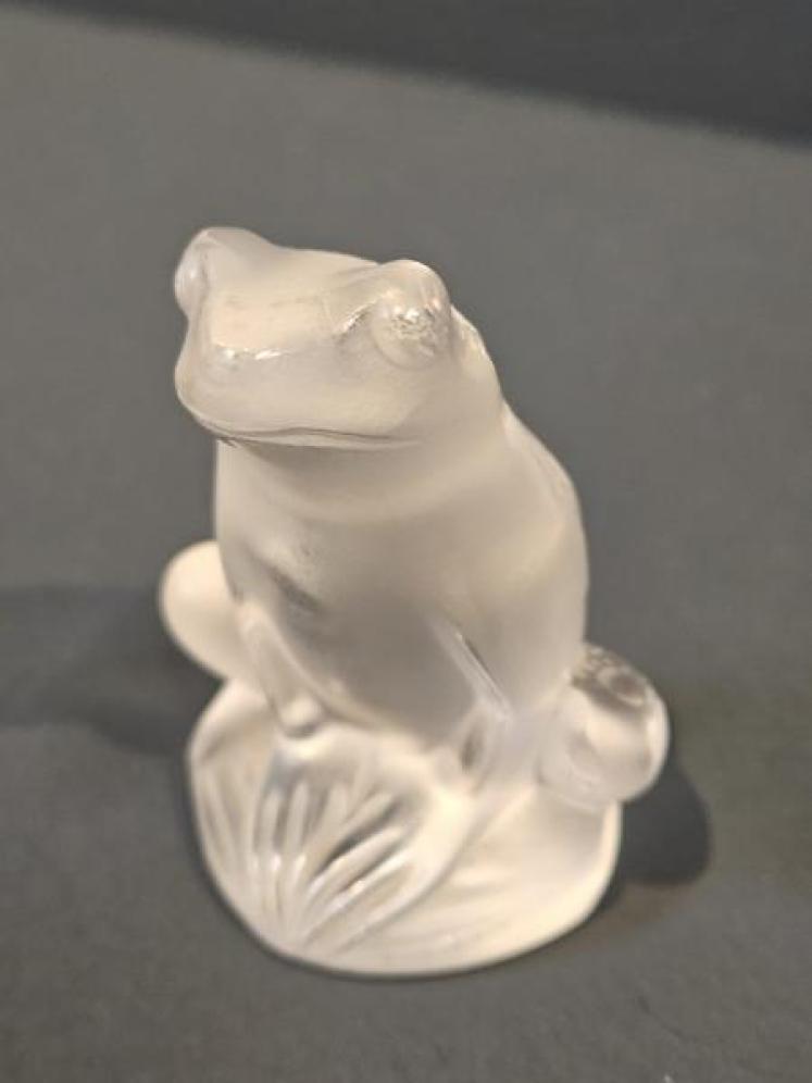 Lalique Opalescent Sitting Frog  - Image 1