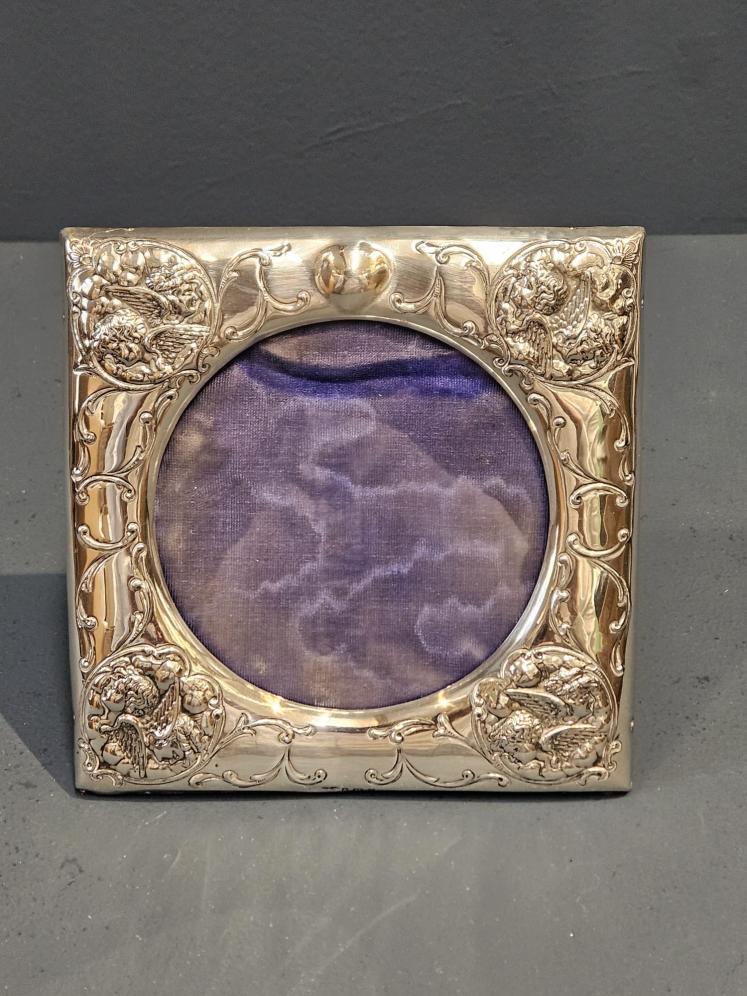 Edwardian Silver Reynolds Angels Photo Frame - Image 3