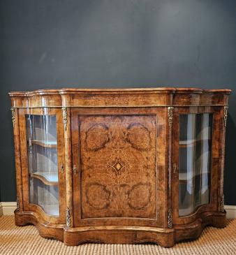 Outstanding Quality Mid Victorian Inlaid Burr Walnut Serpentine Fronted Credenza - Image