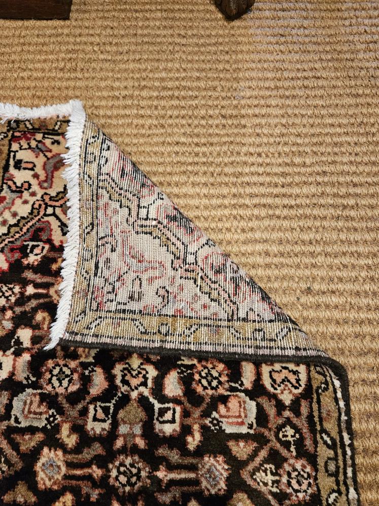8' Persian Pure Wool Runner Rug - Image 9