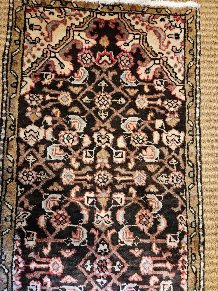 8' Persian Pure Wool Runner Rug - Image 8