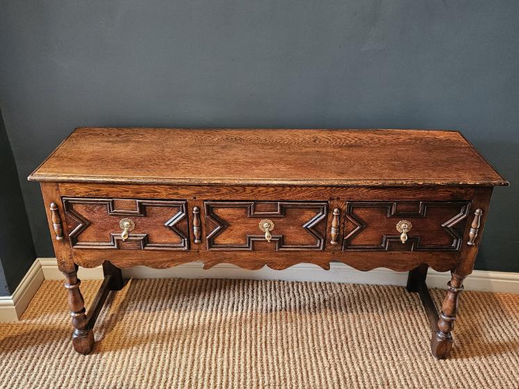 George I Oak Geometric Moulded Three Drawer Dresser - Image 4