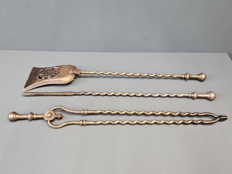 Set of 3 Georgian Steel Fire Irons - Image 2