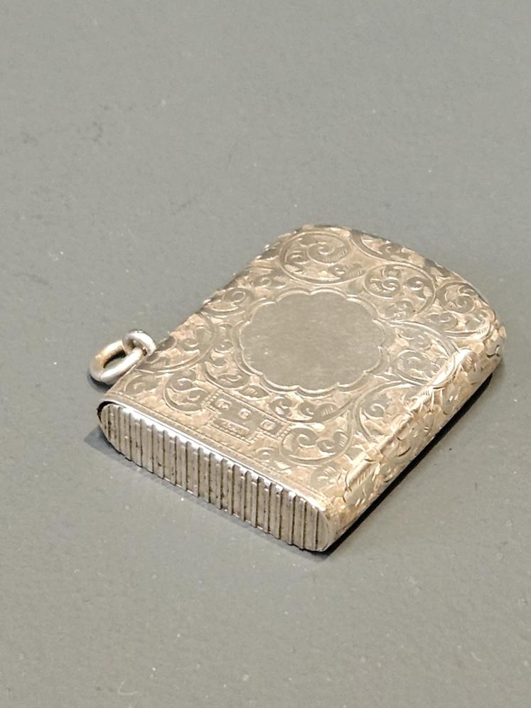 Victorian Silver Slide Opening Vesta Case - Image 5
