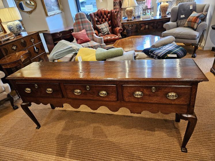 George II Oak Three Drawer Cabriole Leg Dresser - Image 11