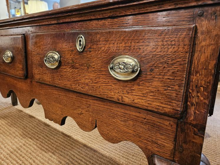 George II Oak Three Drawer Cabriole Leg Dresser - Image 10