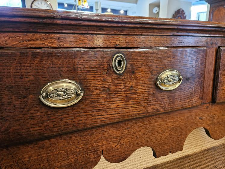 George II Oak Three Drawer Cabriole Leg Dresser - Image 2
