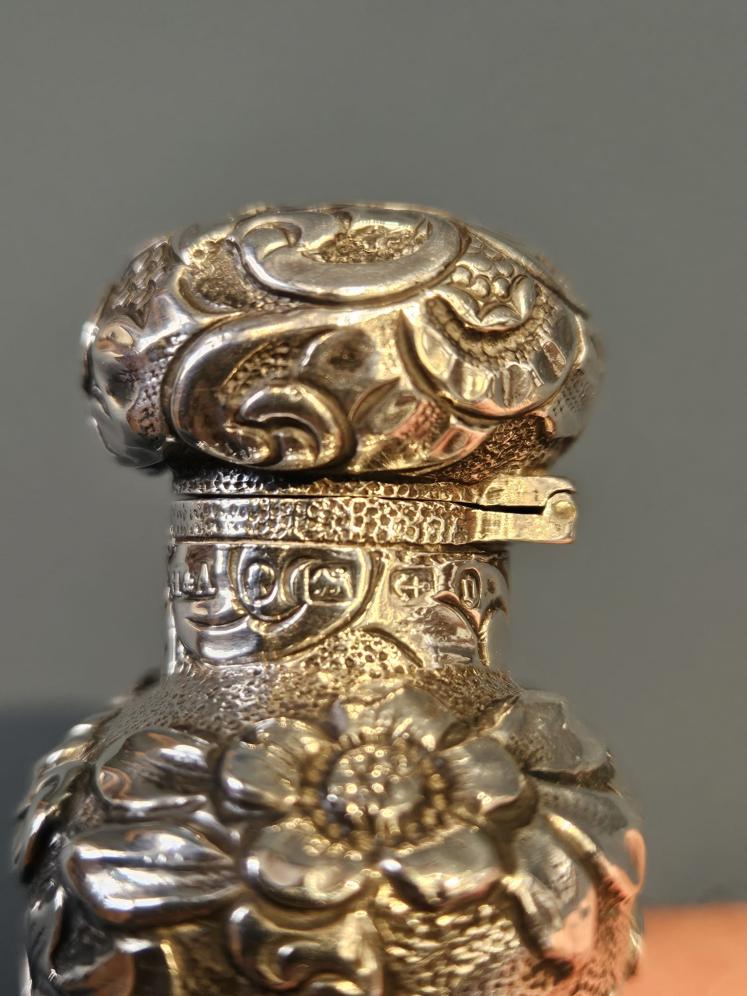 Victorian Silver Conical Shaped Scent Bottle - Image 6