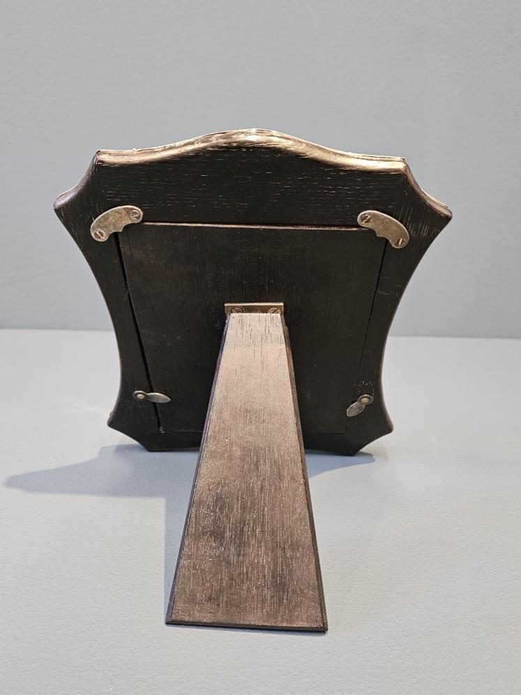 Edwardian Silver Photo Frame with Swept Sides - Image 6